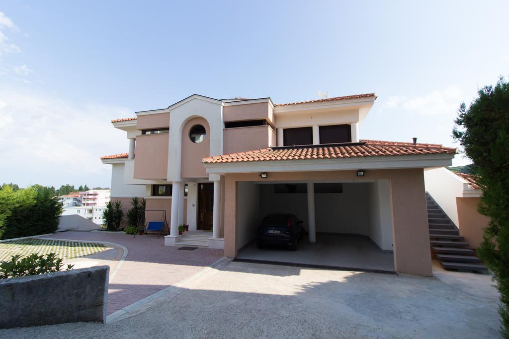 Apartments Kan Ulcinj Exterior foto