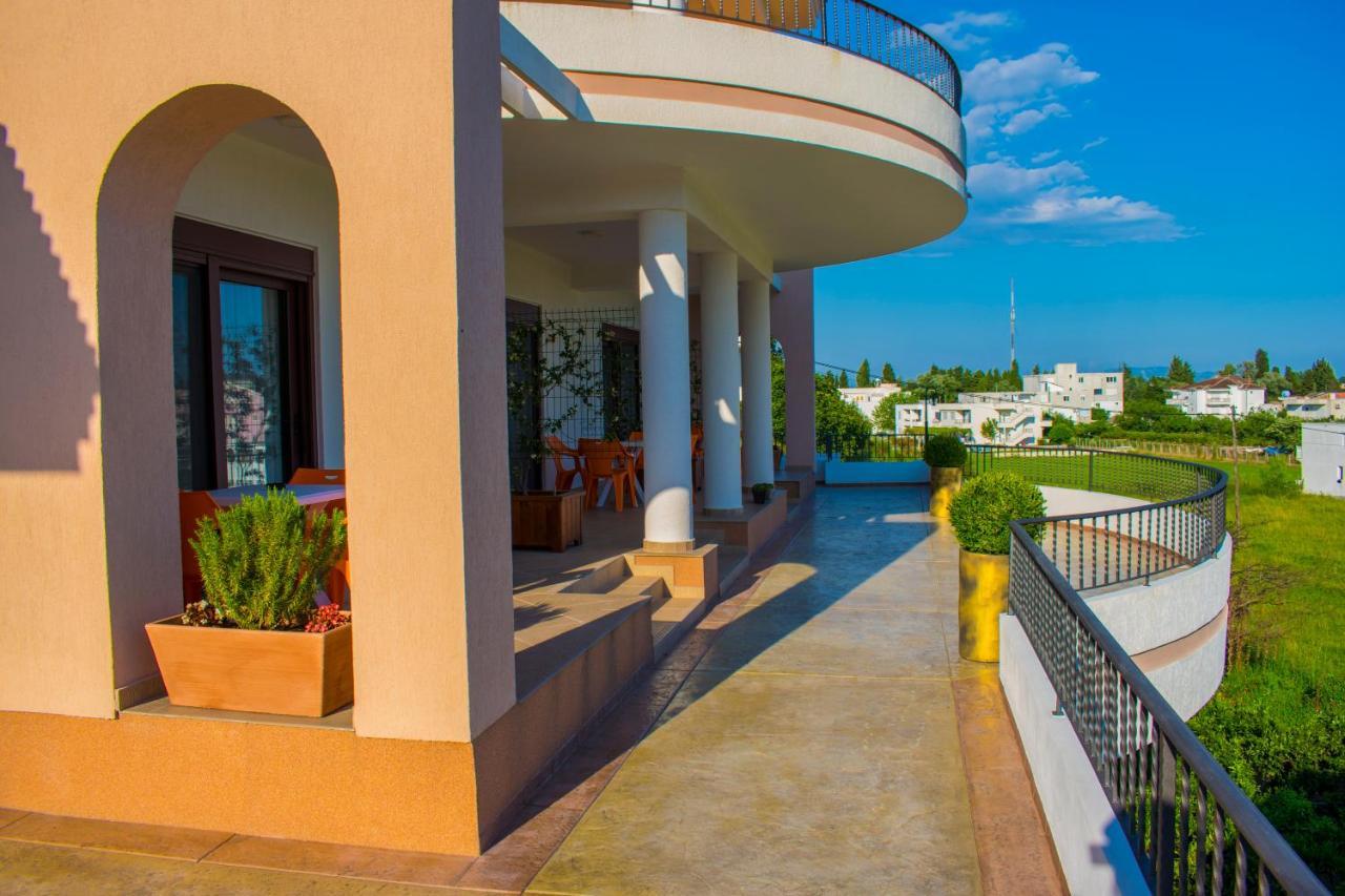 Apartments Kan Ulcinj Exterior foto